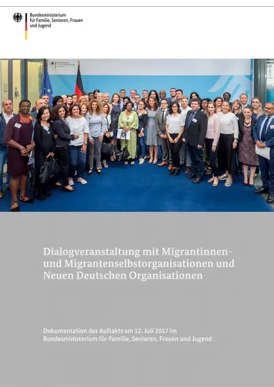 Cover der Broschüre "Dialogveranstaltung mit Migrantinnen- und Migrantenselbstorganisationen und Neuen Deutschen Organisationen"