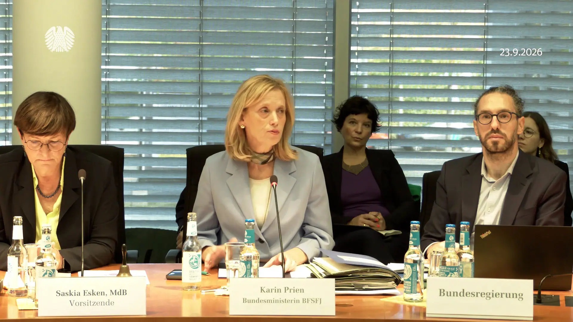 Karin Prien im Plenum